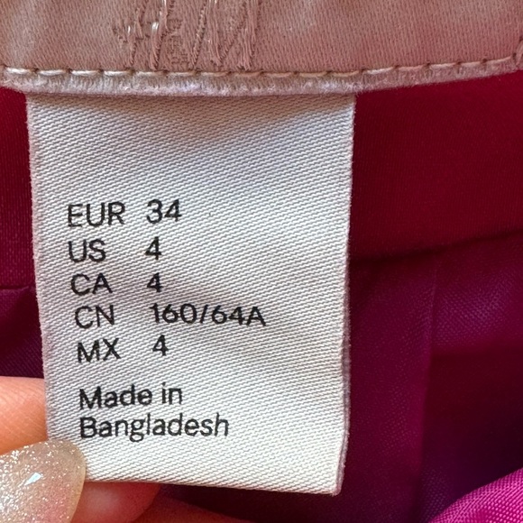 H&M Fuchsia Pencil Skirt - Picture 9 of 9